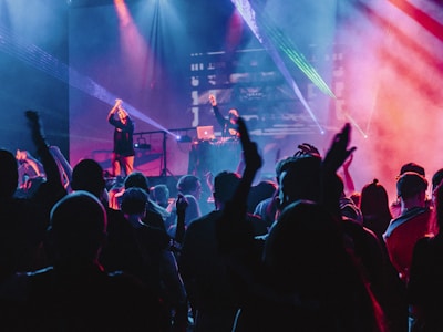 在线体育社区球迷热烈讨论的界面